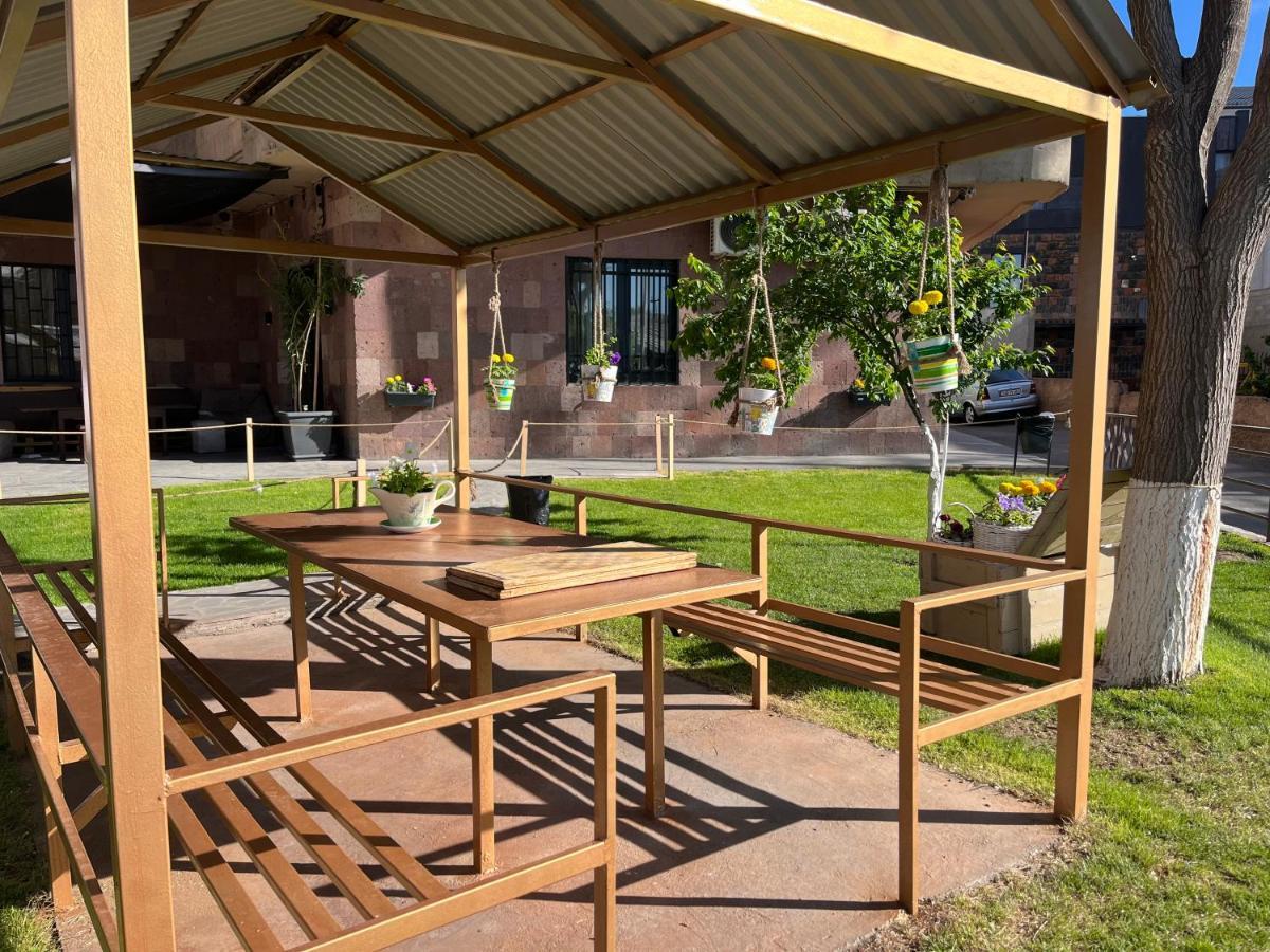 Hostel Street51 Erywań Zewnętrze zdjęcie